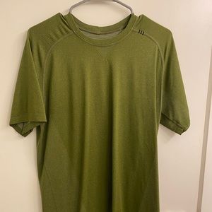 Lululemon Men’s Metal Vent Short Sleeve